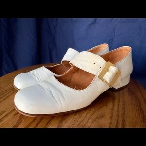 Wedding white Mary Jane style leather shoes women 8.5 (8 1/2)